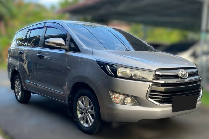 Mobil Bekas Toyota Innova G A/T 2016