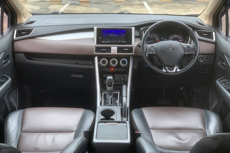 Mobil Bekas Mitsubishi Xpander Cross Plus A/T 2020