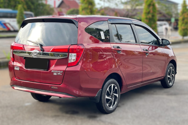 Mobil Bekas Daihatsu Sigra 1.2 R M/T 2024