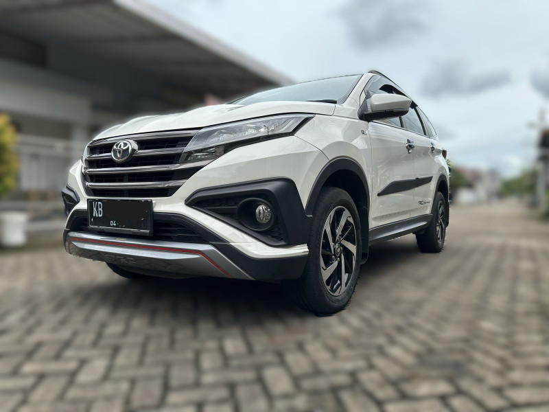 Mobil Bekas Toyota Rush 1.5 TRD Sportivo A/T 2020